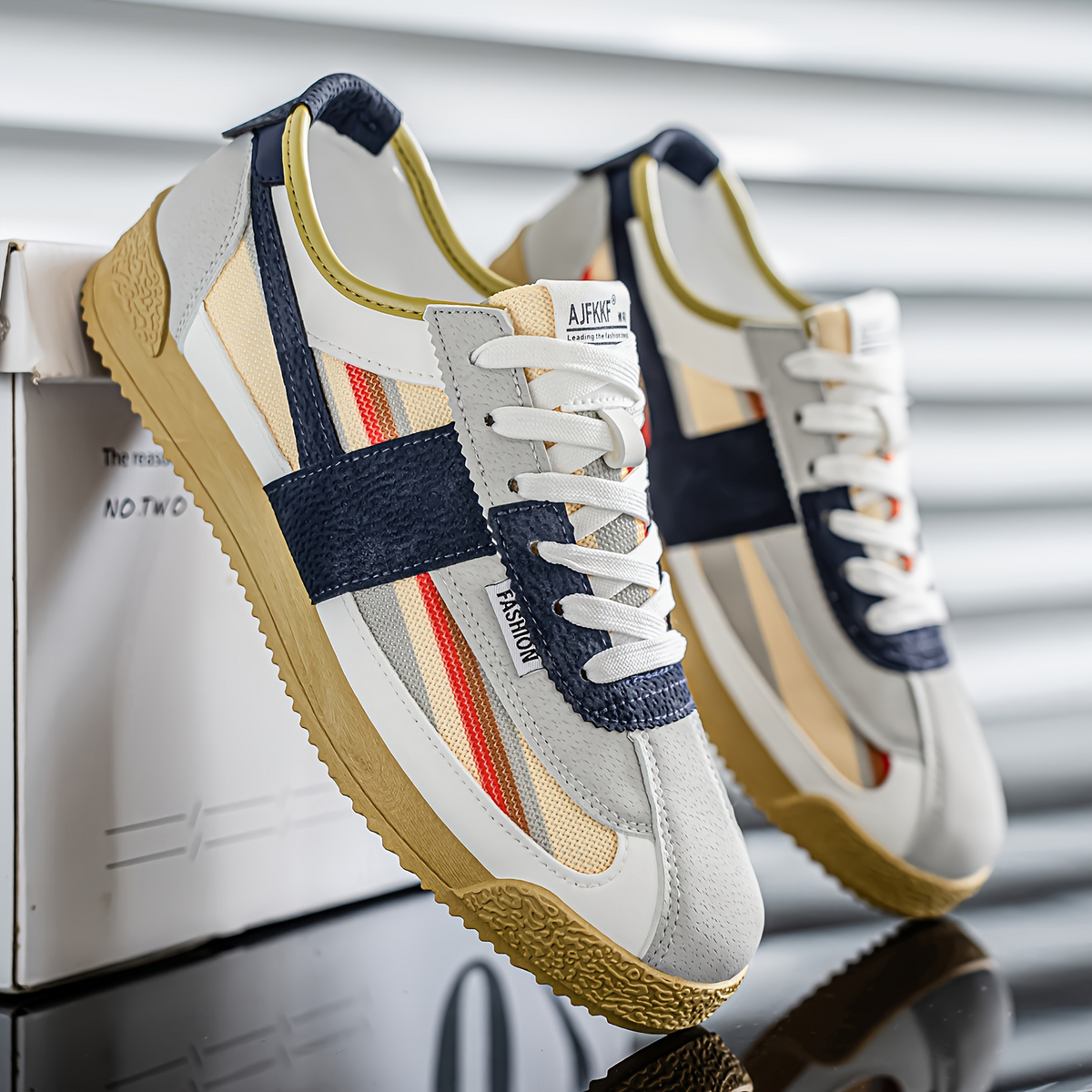 Hensen Retro Sneakers - White Blue Red colourway