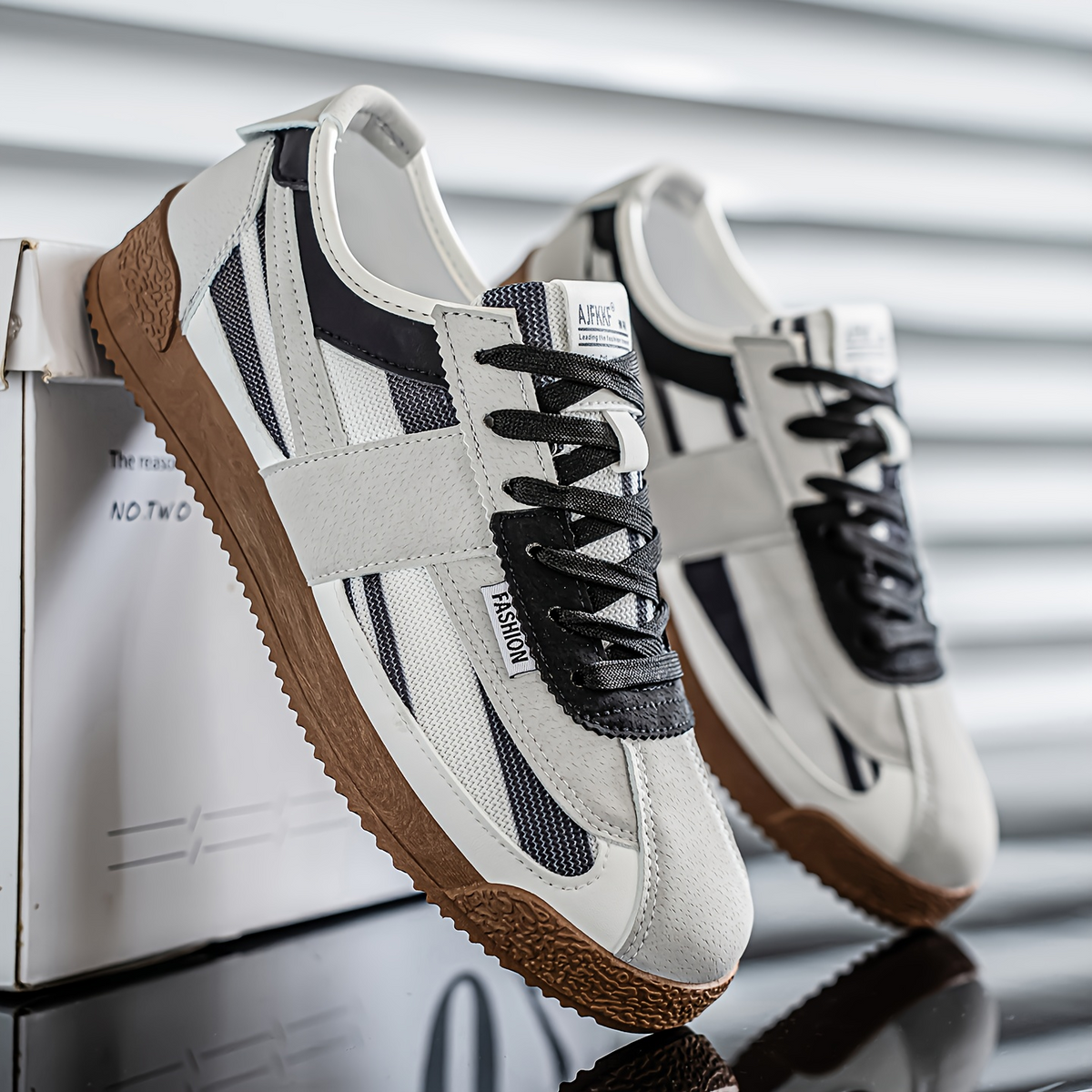 Hensen Retro Sneakers - lifestyle urban