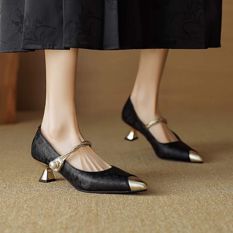 Slingback Twisted Strap Heels - view 9