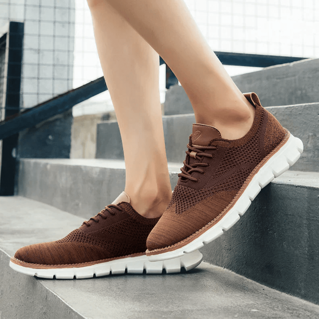 Maddox Retro Sneakers - White detail