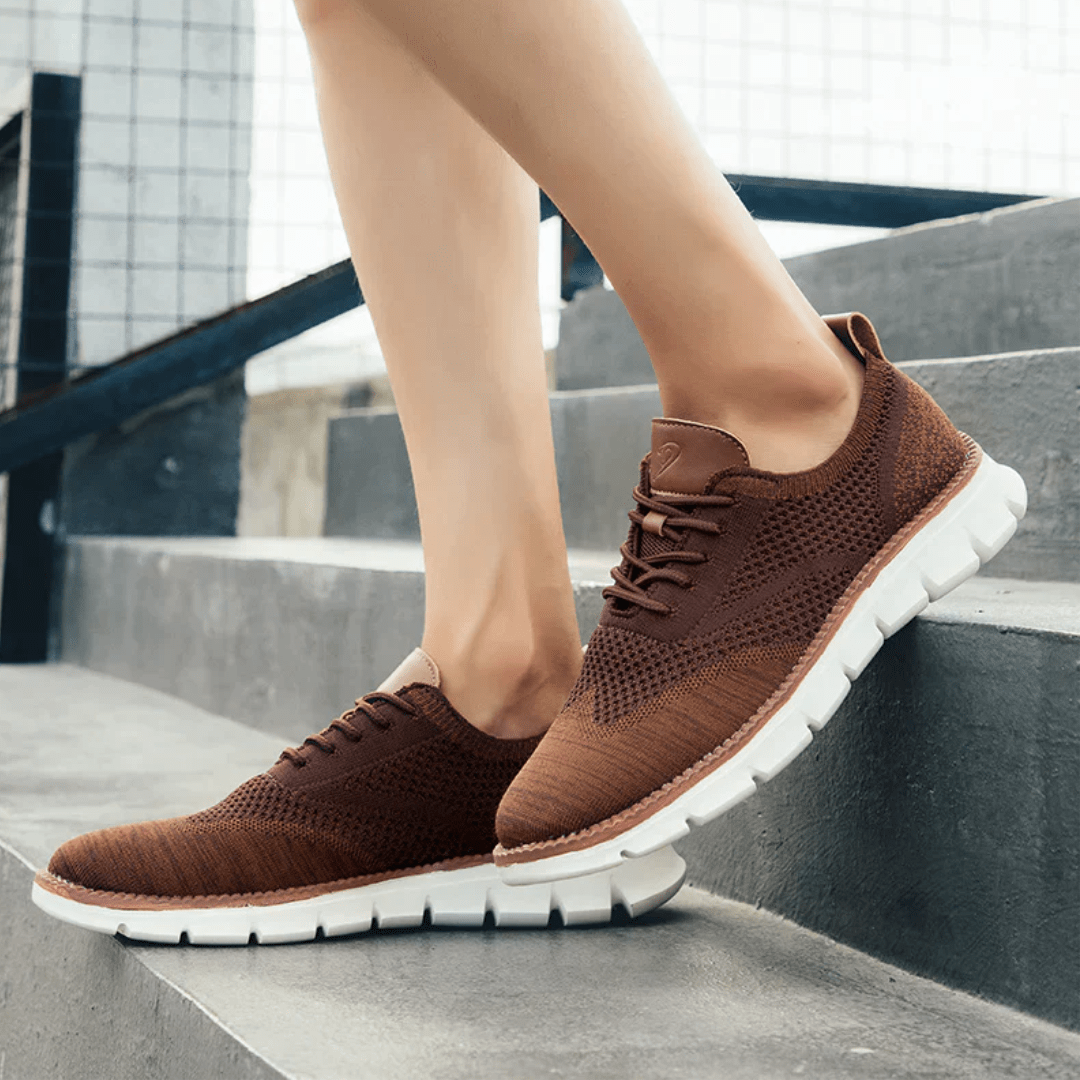 Maddox Retro Sneakers - White detail