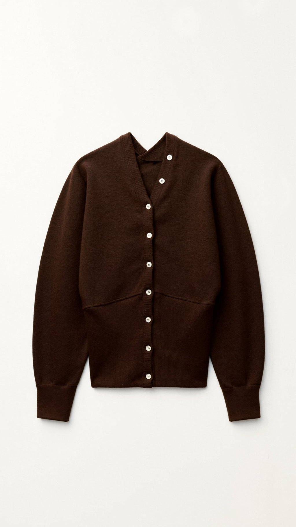 Willow Knitted V-Neck Cardigan - button detail