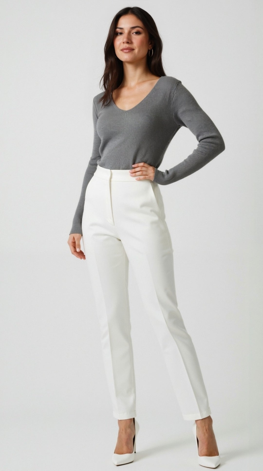 Aurora Ribbed V-Neck Sweater - Gray